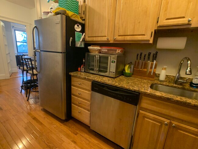 Foto del edificio - 185 Chestnut Hill Ave