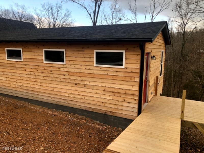 16889 Digby Dr, Siloam Springs, AR 72761 Room for Rent in Siloam