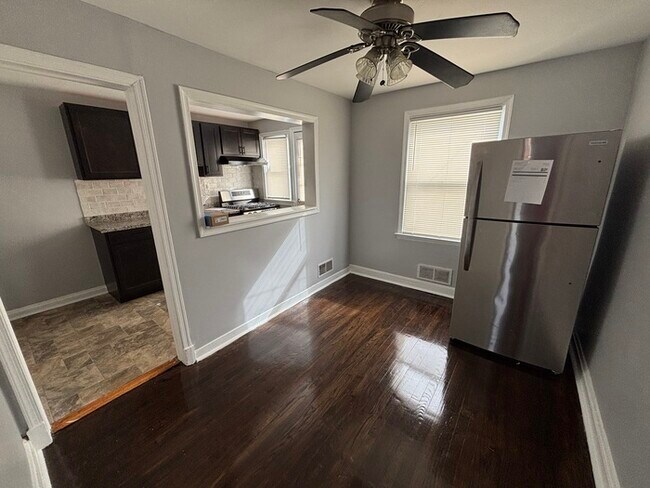 Foto del edificio - 2 Bedroom plus basement