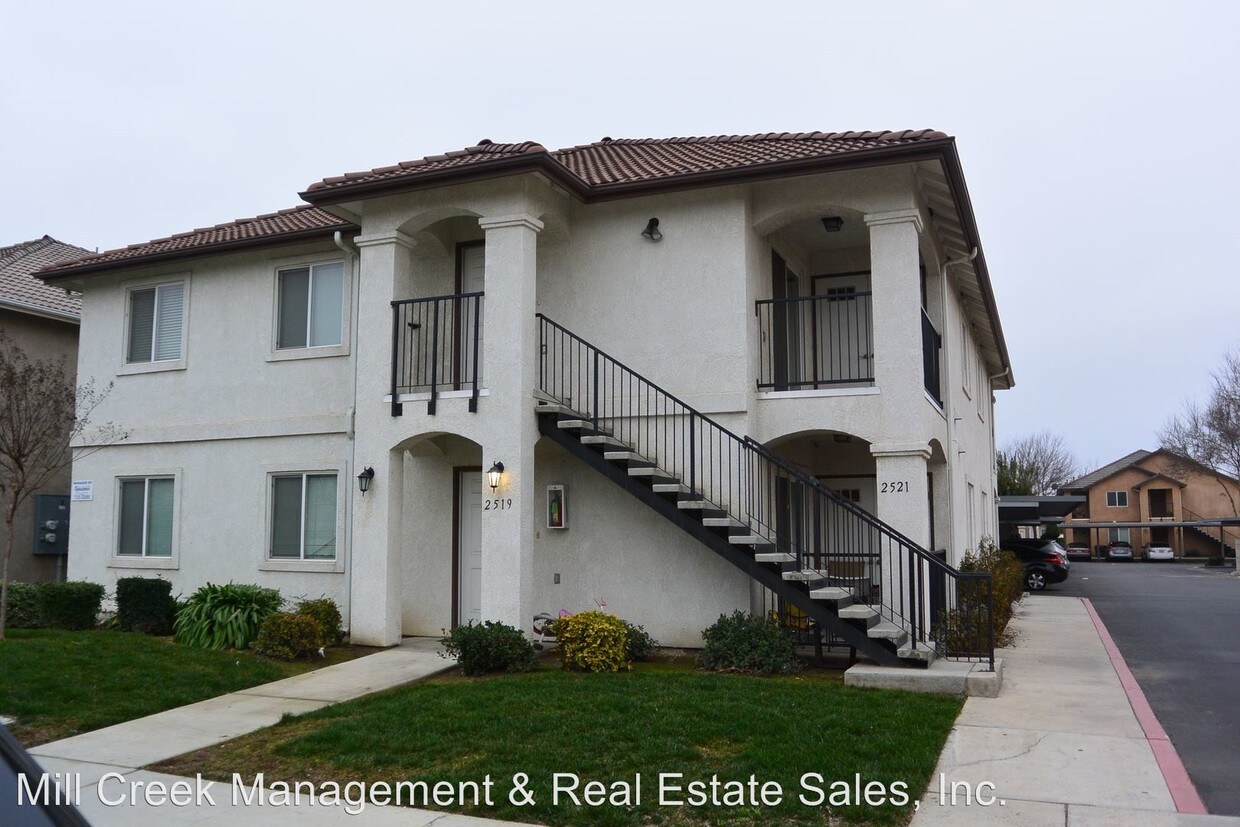 Foto principal - 2519 W Lark Ave
