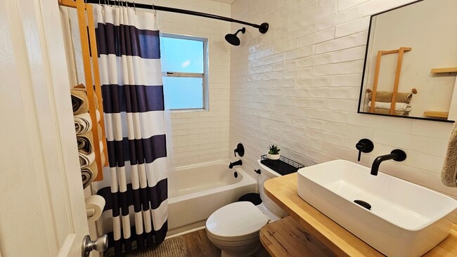 Foto del edificio - 1752 14th Ave S