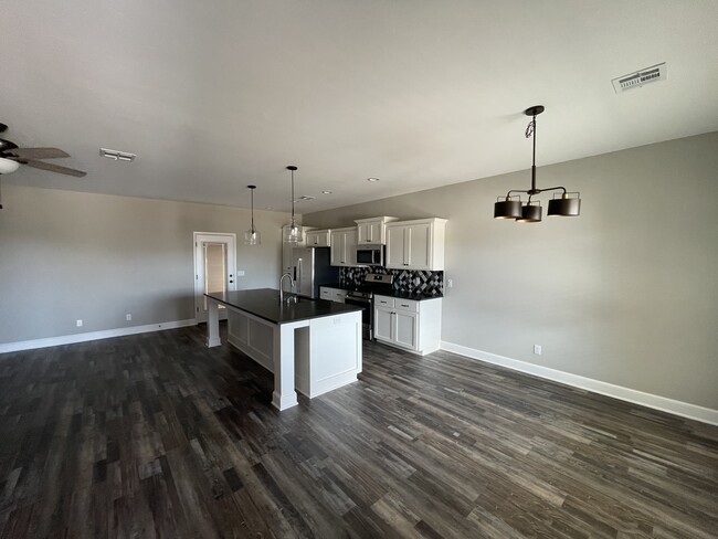 Building Photo - 8501 SW 44th Ter