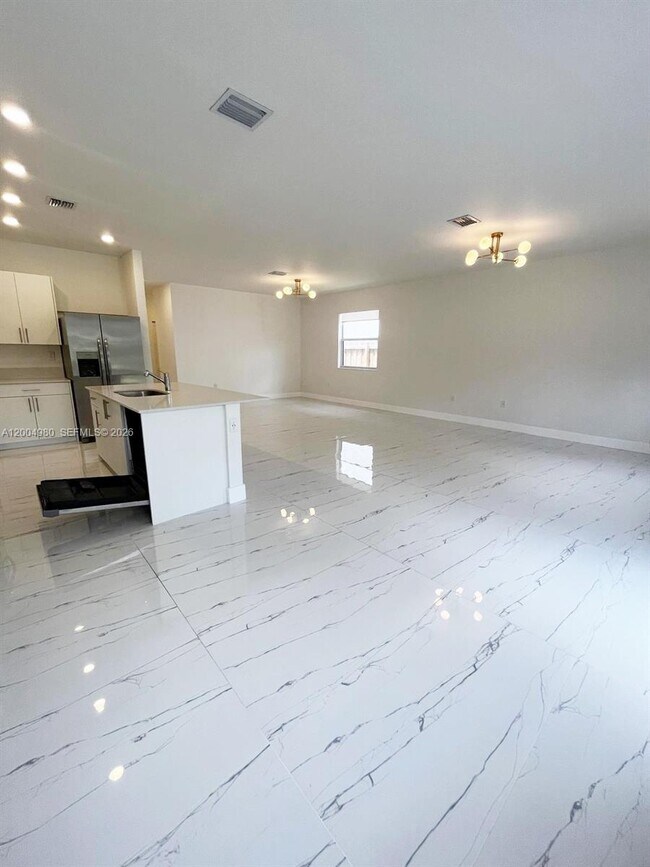 Foto del edificio - 833 SE 26th Rd