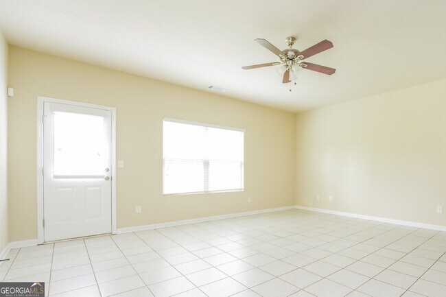 Building Photo - 85 Ashley Trace