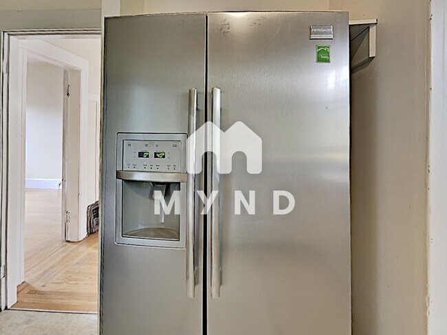 Foto del edificio - 1836 Cedar St Apt 1