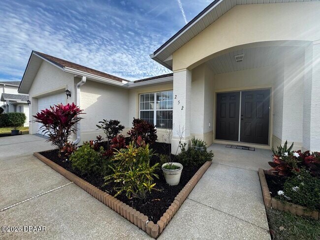 Foto del edificio - 252 Fountain Lake Blvd