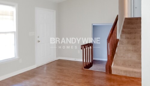 Building Photo - 5565 La Fleur Trail