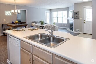 Building Photo - 705 Hill Park Ct