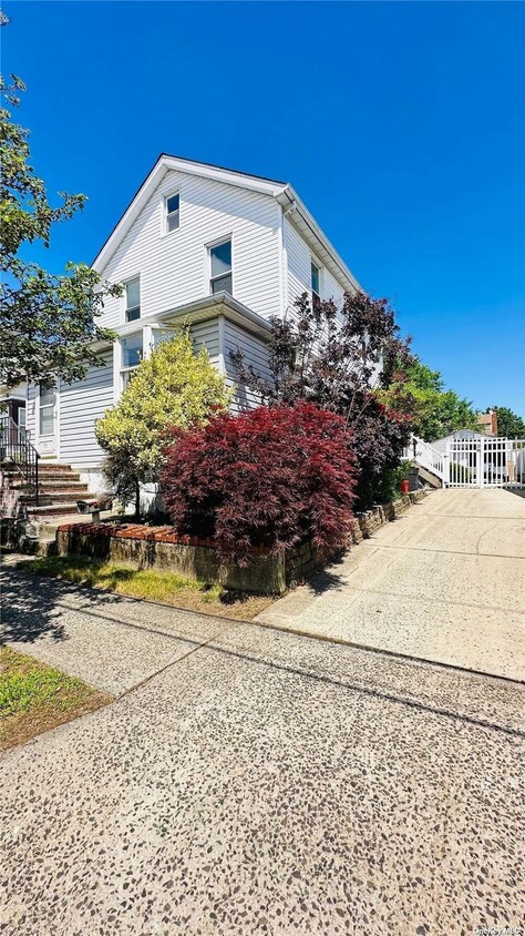 Primary Photo - 30 McKinley Ave