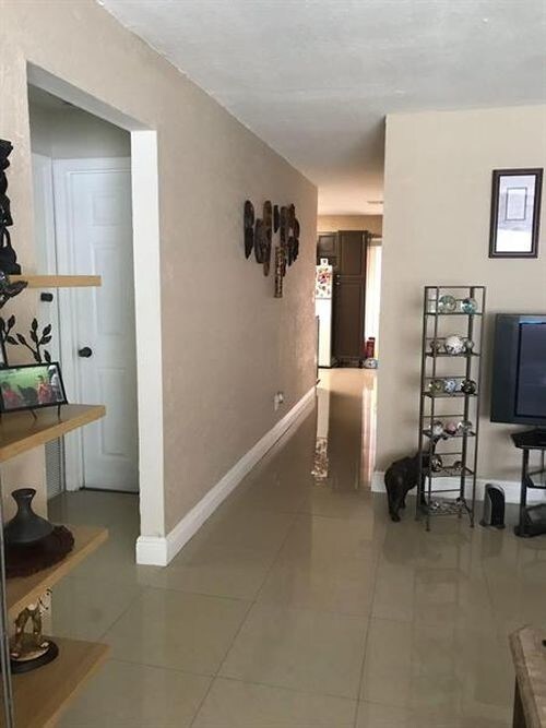 Foto del edificio - 7392 NW 76th Ct