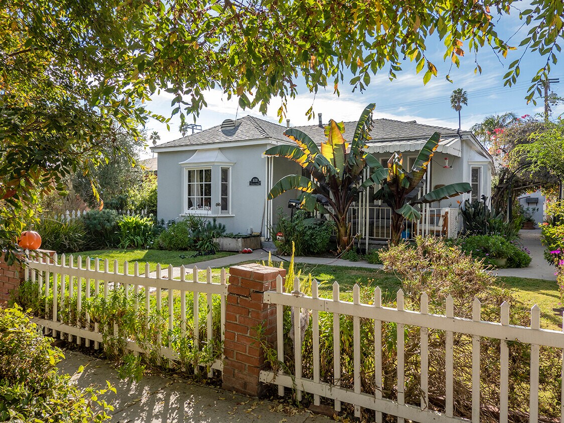 7 2 Bedroom Houses for Rent in Santa Monica, CA Westside Rentals