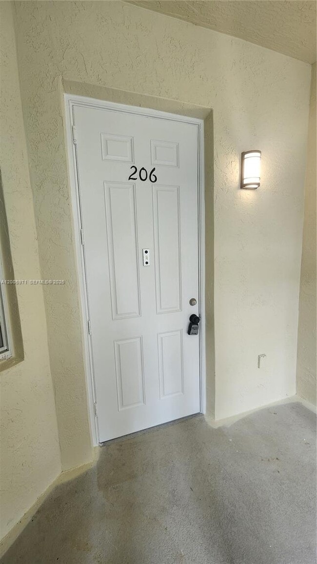 Building Photo - 3600 Oaks Clubhouse Dr