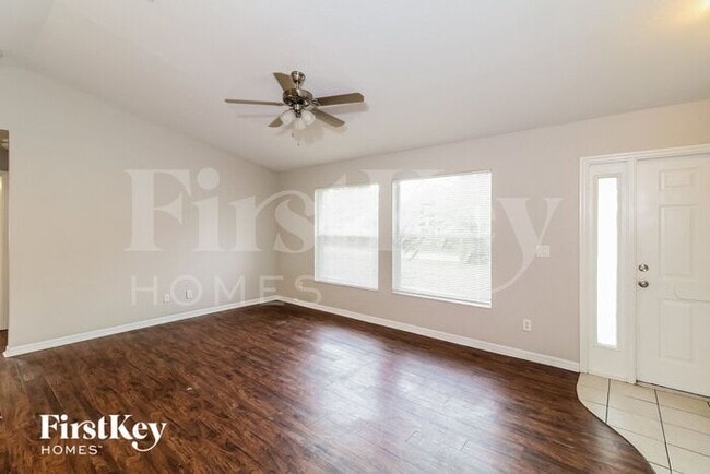 Building Photo - 2477 Alesio Ave