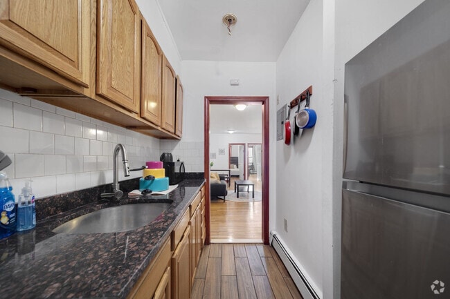 Building Photo - 871 Harrison Ave