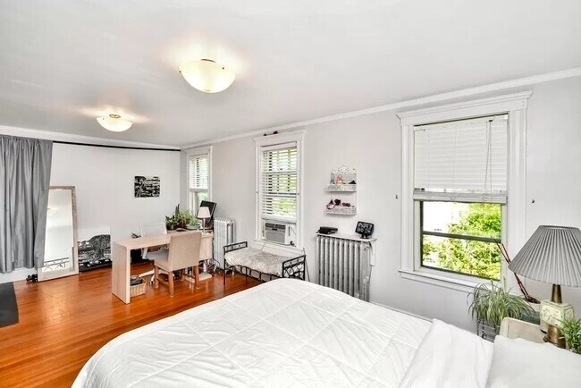 Foto del edificio - 105 Colbourne Cres