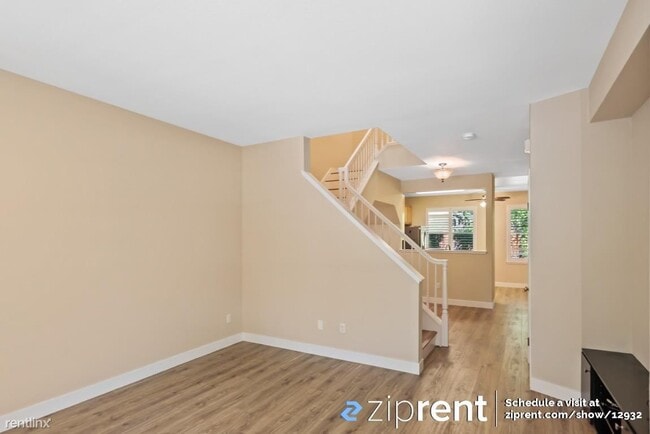 Building Photo - 3 br, 2.5 bath House - 139 Concord Circle,...