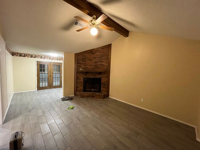 Foto del edificio - 1603 Brooken Hill Dr