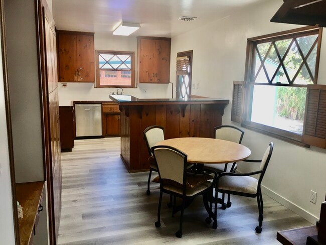 Building Photo - 6348 Provence Rd