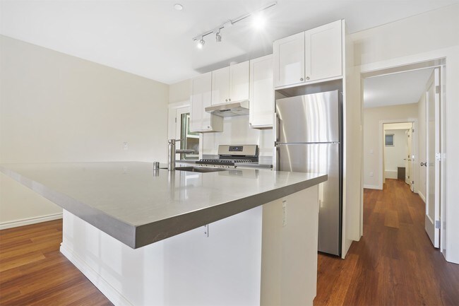 Foto del edificio - 1039 Scott St