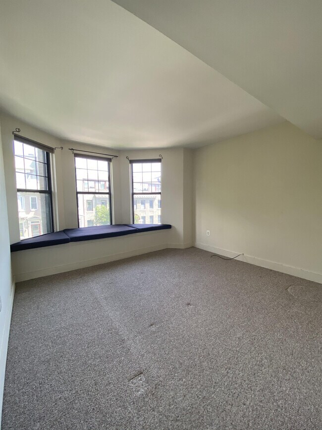 Foto del edificio - 1842 California St NW