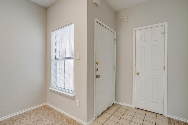 Building Photo - Nice 2 Bed, 2 Bath Second Story Condo Overlooking the Pool- 76107