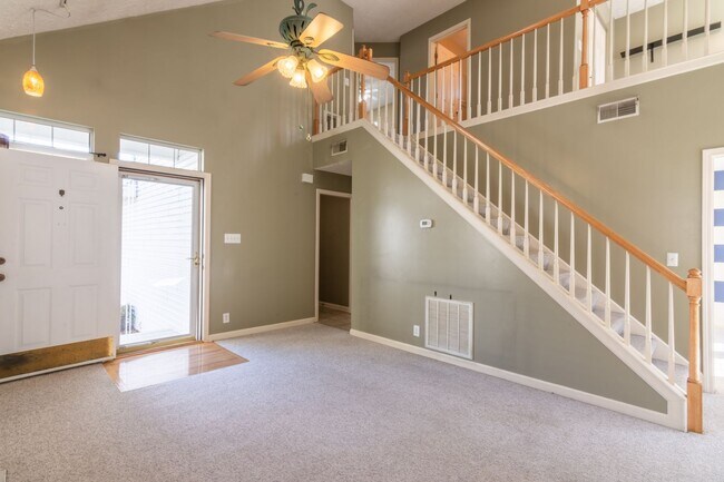 Building Photo - 4336 Chesney Glen Dr, Hermitage, 3 bed 2 bath