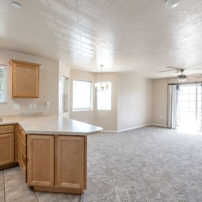 Building Photo - Harvest Hills Condo in Saratoga Springs