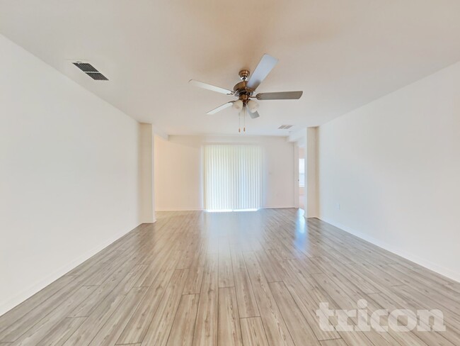 Foto del edificio - 4446 Horse Creek Ln