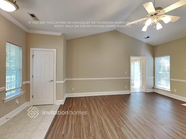 Building Photo - 10305 Waxhaw Hwy