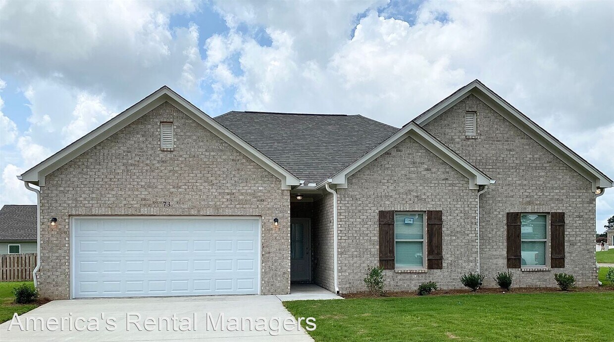 Primary Photo - 4 br, 2 bath House - 73 Ballington Way