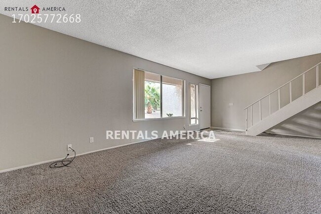 Foto del edificio - 3301 Fairview Ln