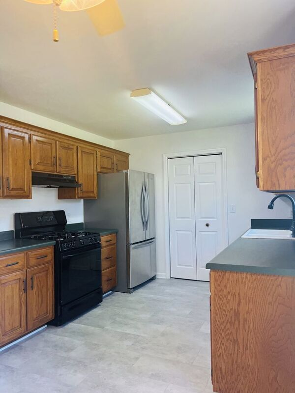 Building Photo - 2808 Pinnacle Ct