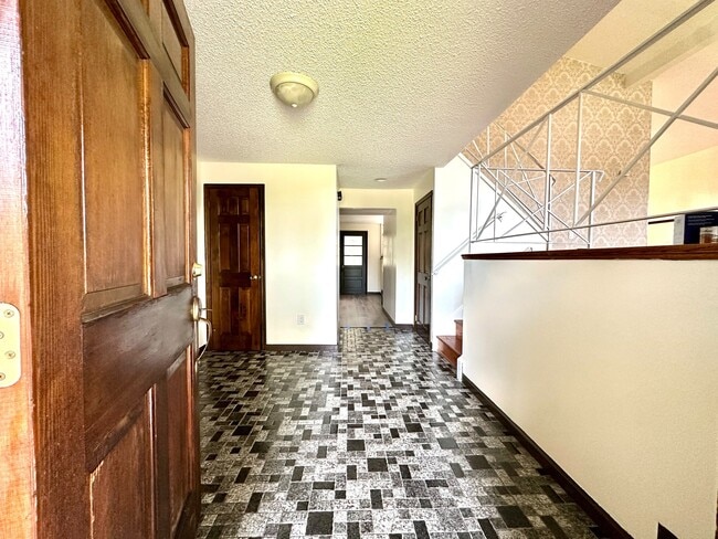 Building Photo - 9316 Laramie Rd