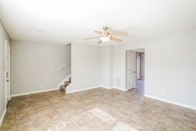 Foto del edificio - 675 Legacy Dr