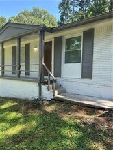 Building Photo - 4497 Ryan Rd