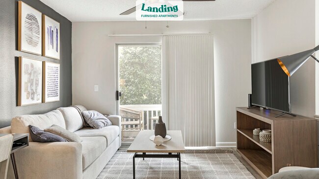 Foto del edificio - 100 Rose Garden Ln