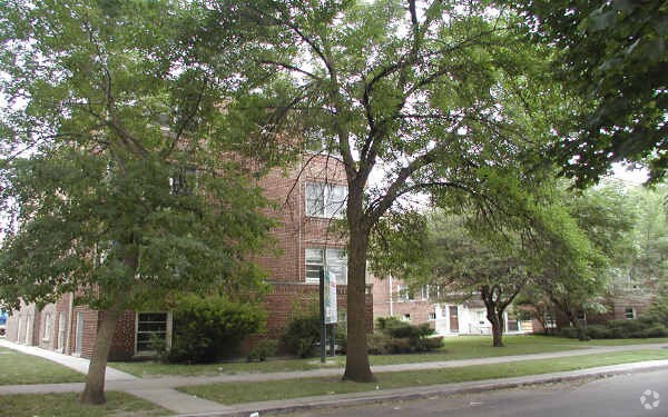 Foto del edificio - Summerdale Court Of Budlong Woods