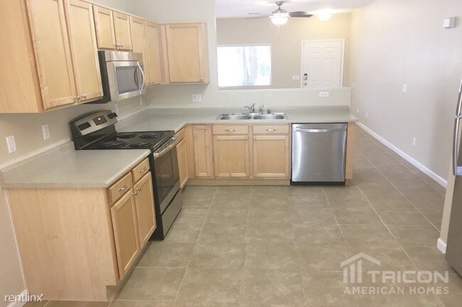 Foto del edificio - 13278 W Redfield Rd