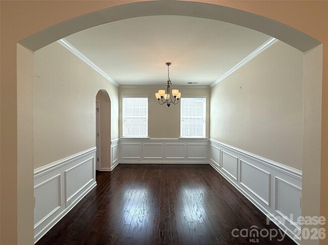 Building Photo - 6911 Agnew Dr