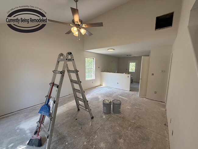 Building Photo - 1709 Hanover Blvd