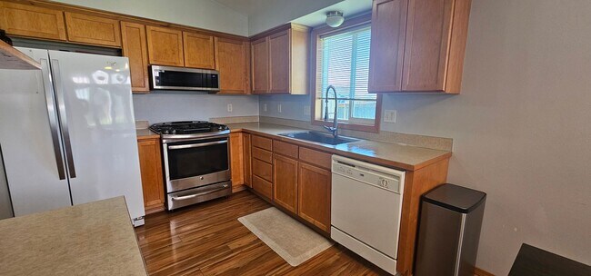 Building Photo - 7334 Halibut Dr