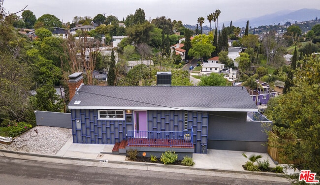 Building Photo - 1125 Oban Dr