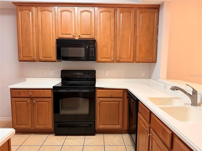 Foto del edificio - 9434 Myrtle Creek Ln