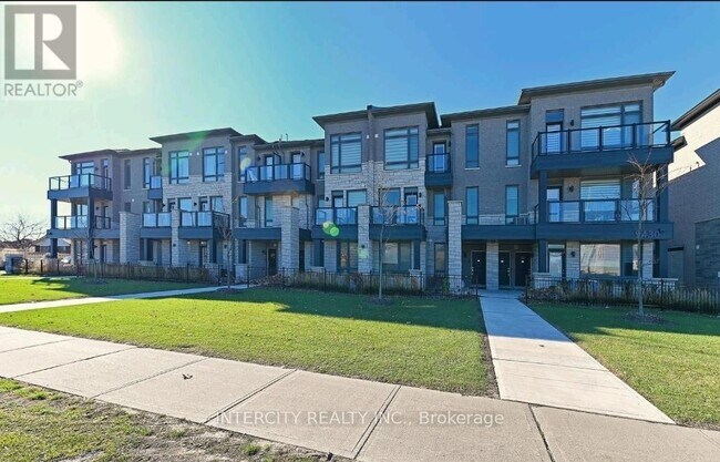Photo du bâtiment - 9430-9430 The Gore Rd