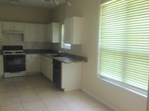Building Photo - 2874 Winterhaven Ct