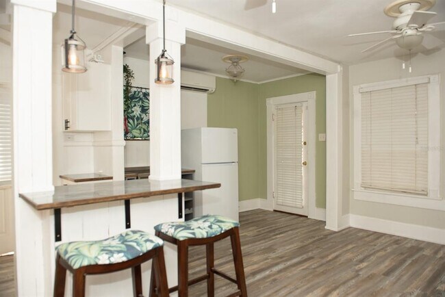 Foto del edificio - 810 22nd Ave N