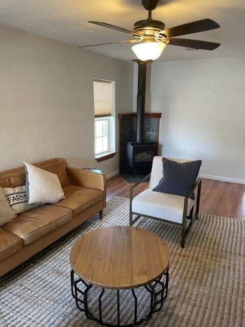 Living Room Fireplace - 2801 W Stewart Ave