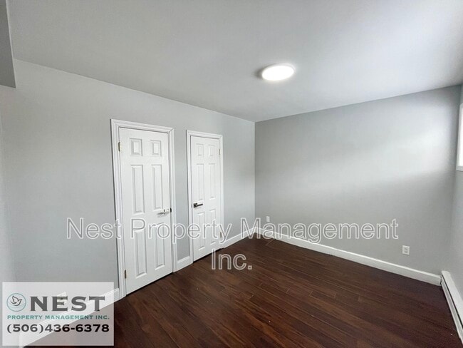 Building Photo - 227 West Ln