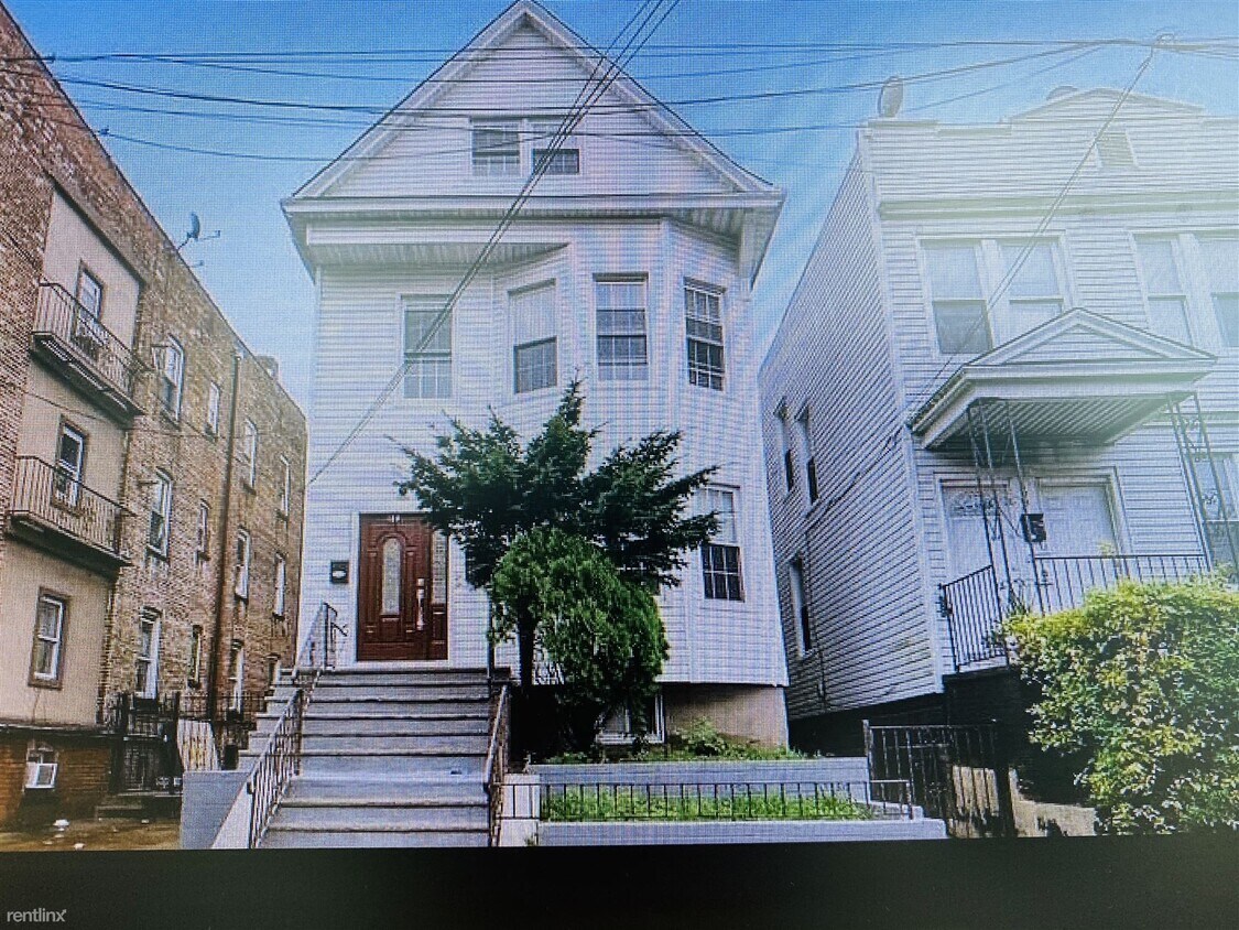 180 Garfield Ave, Jersey City, NJ 07305 Apartment for Rent in Jersey