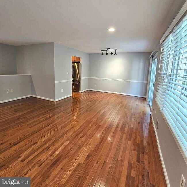 Foto del edificio - 7777 Turlock Rd